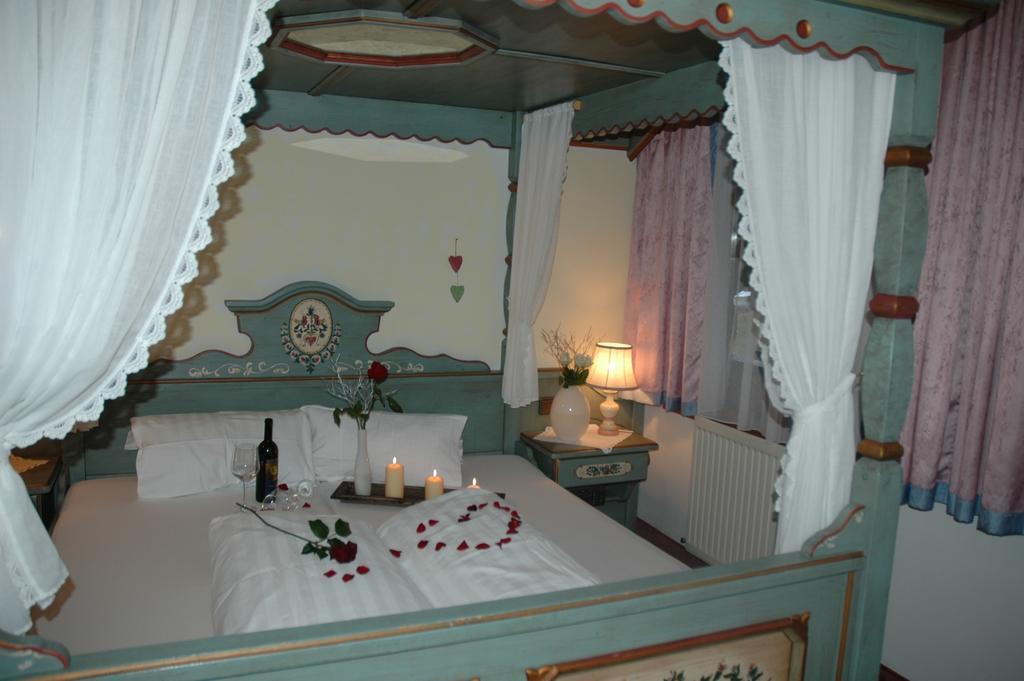 Hotel Gasthaus Schwarzenstein غنزلنغ المظهر الخارجي الصورة