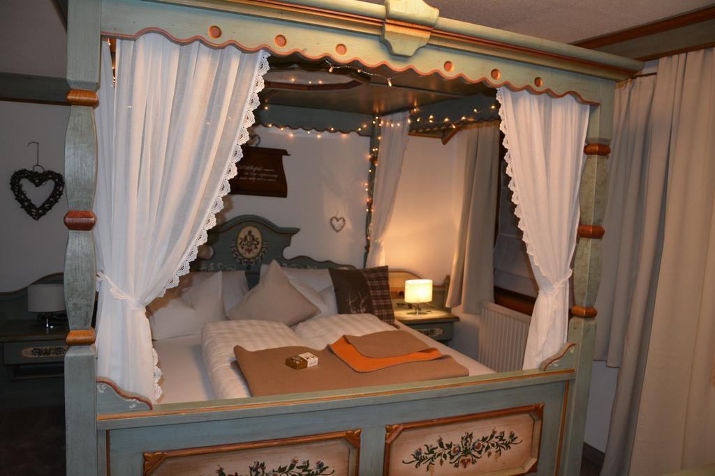 Hotel Gasthaus Schwarzenstein غنزلنغ المظهر الخارجي الصورة